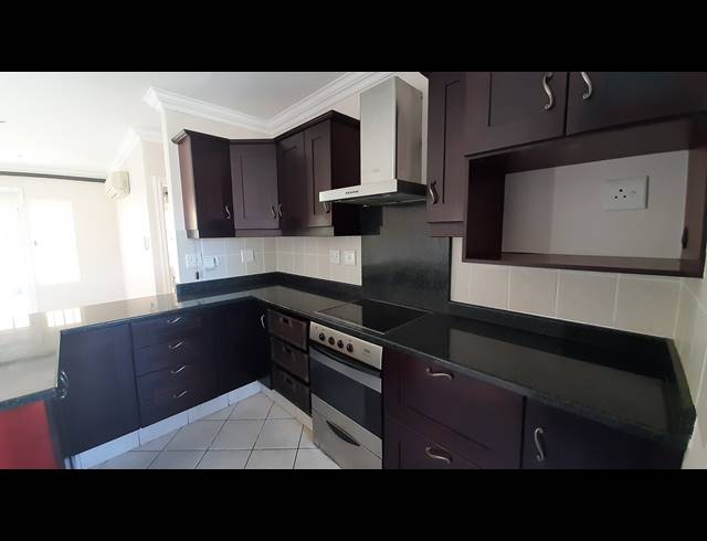 3 BEDROOM TOWNHOUSE TO LET IN SOMERSET VALLEY ESTATE